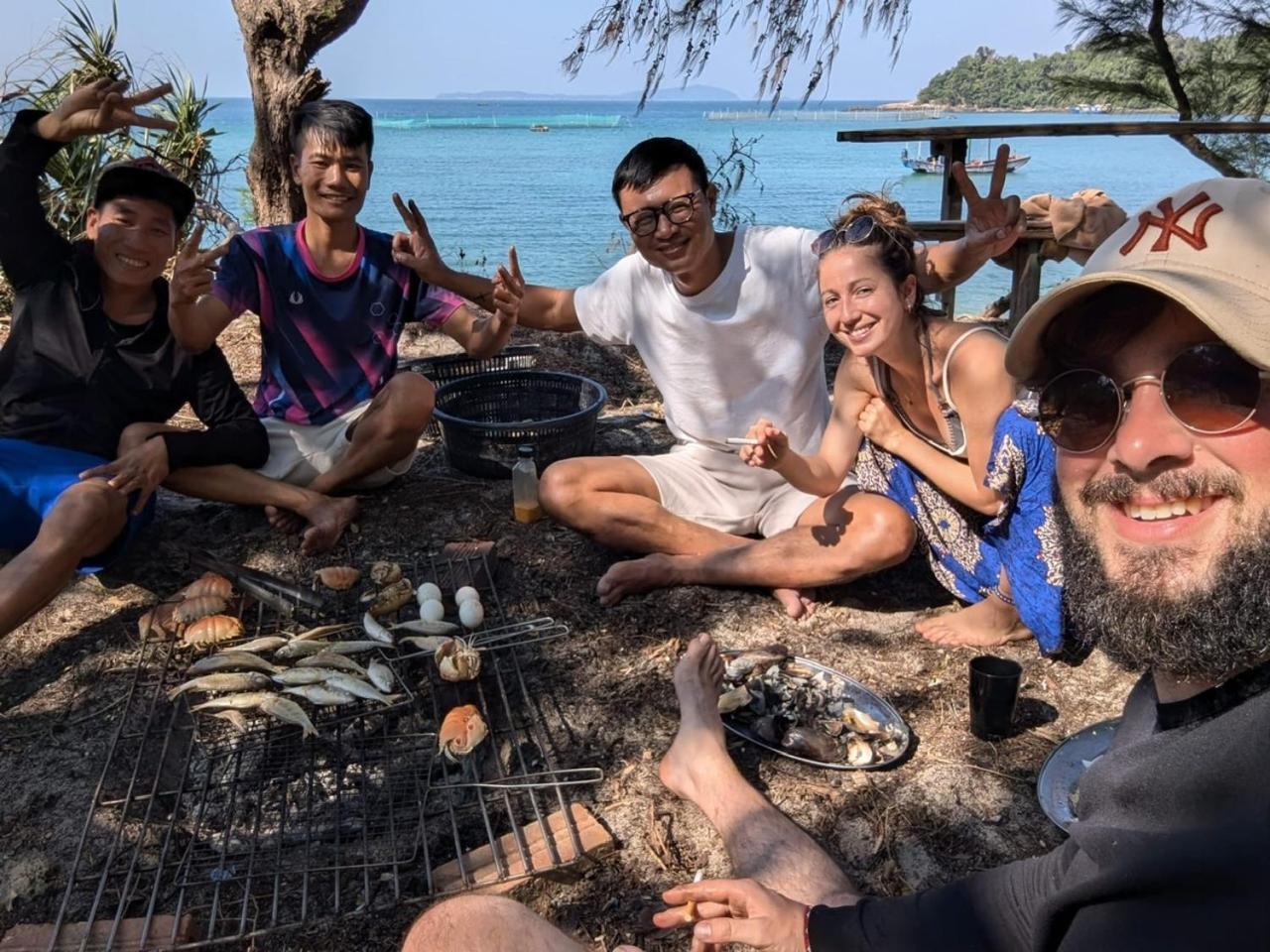 Coto Island Beach Village Homestay Đảo Cô Tô Esterno foto